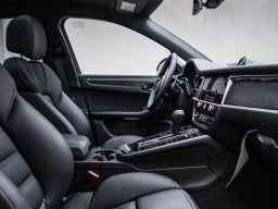 Porsche Macan GTS AWD 2025