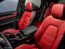 Porsche Cayenne GTS AWD 2026