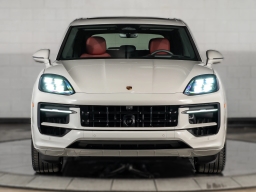 Porsche Cayenne GTS AWD 2026