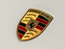 Porsche Cayenne GTS AWD 2026