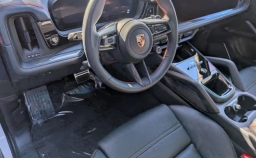 Porsche Cayenne GTS AWD 2026
