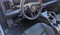 Porsche Cayenne GTS AWD 2026