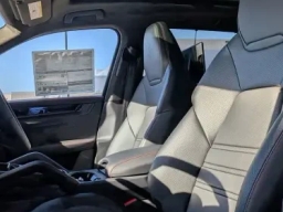 Porsche Cayenne GTS AWD 2026