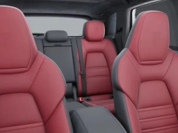 Porsche Cayenne GTS AWD 2026