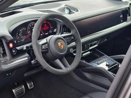 Porsche Cayenne GTS AWD 2026