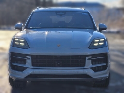 Porsche Cayenne GTS AWD 2026