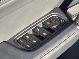 Porsche Cayenne GTS AWD 2026