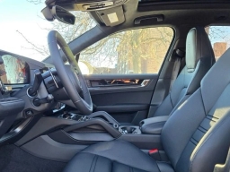 Porsche Cayenne GTS AWD 2026