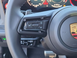 Porsche Cayenne GTS AWD 2026