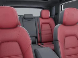 Porsche Cayenne GTS AWD 2026