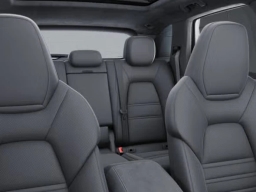 Porsche Cayenne GTS AWD 2026