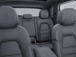 Porsche Cayenne GTS AWD 2026