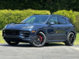 Porsche Cayenne GTS AWD 2026