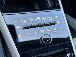 Porsche Cayenne GTS AWD 2026