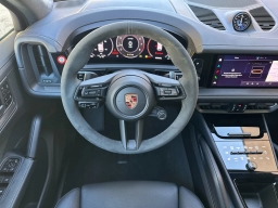 Porsche Cayenne GTS AWD 2026