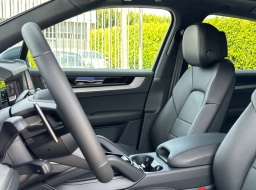 Porsche Cayenne S AWD 2026