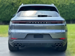 Porsche Cayenne S AWD 2026