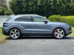 Porsche Cayenne S AWD 2026