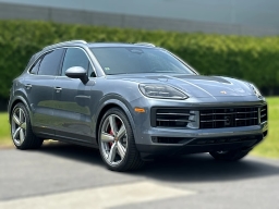 Porsche Cayenne S AWD 2026