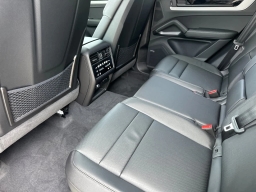 Porsche Cayenne S AWD 2026