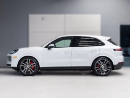 Porsche Cayenne S AWD 2026