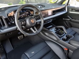 Porsche Cayenne S AWD 2026