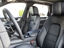Porsche Cayenne S AWD 2026