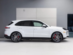 Porsche Cayenne S AWD 2026