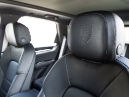 Porsche Cayenne S AWD 2026