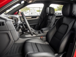 Porsche Cayenne S AWD 2026