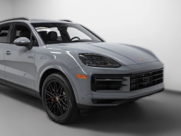 Porsche Cayenne S AWD 2026
