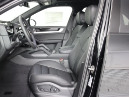Porsche Cayenne S AWD 2026