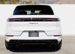 Porsche Cayenne S AWD 2026