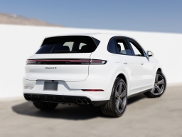 Porsche Cayenne S AWD 2026