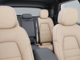 Porsche Cayenne S AWD 2026