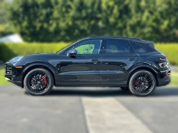 Porsche Cayenne S AWD 2026