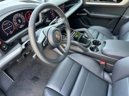 Porsche Cayenne S AWD 2026