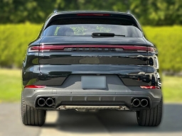Porsche Cayenne S AWD 2026