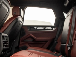 Porsche Cayenne S AWD 2026