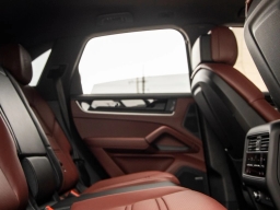 Porsche Cayenne S AWD 2026