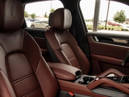 Porsche Cayenne S AWD 2026