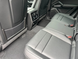 Porsche Cayenne S AWD 2026