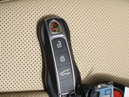 Porsche Cayenne S AWD 2026