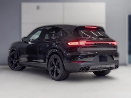 Porsche Cayenne S AWD 2026