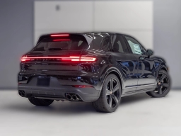 Porsche Cayenne S AWD 2026