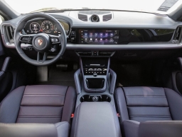 Porsche Cayenne S AWD 2026