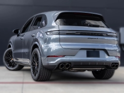 Porsche Cayenne S AWD 2026