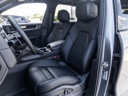Porsche Cayenne S AWD 2026