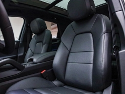 Porsche Cayenne S AWD 2026