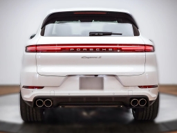 Porsche Cayenne S AWD 2026
